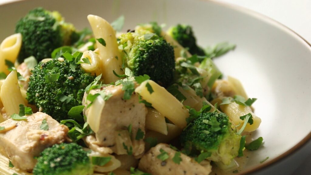 Cajun Chicken Alfredo Penne Pasta With Broccoli Recipe