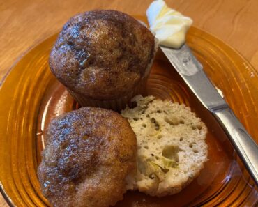 Rhubarb Muffins Recipe: Delicious and Easy to Make!